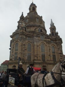 vor der Frauenkirche