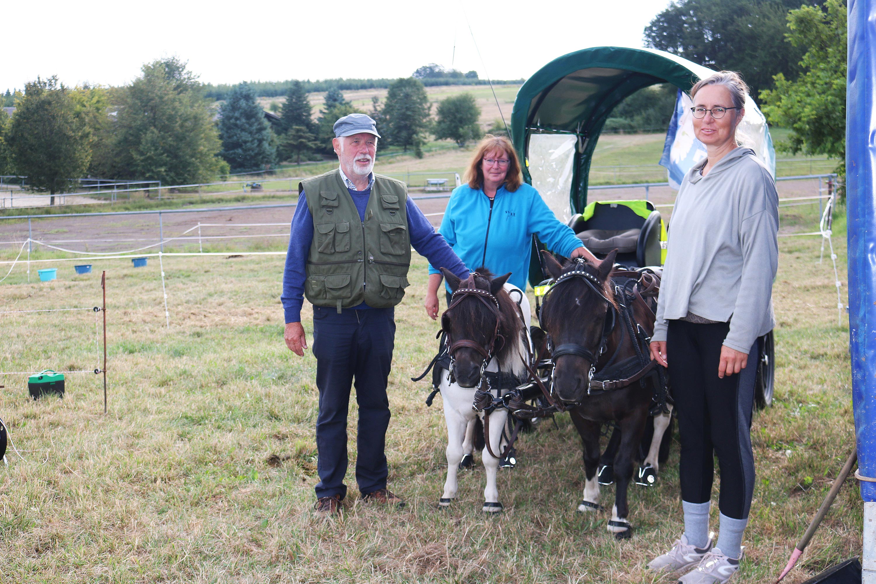 Team Ponys mit Franz, Christina und Kristin