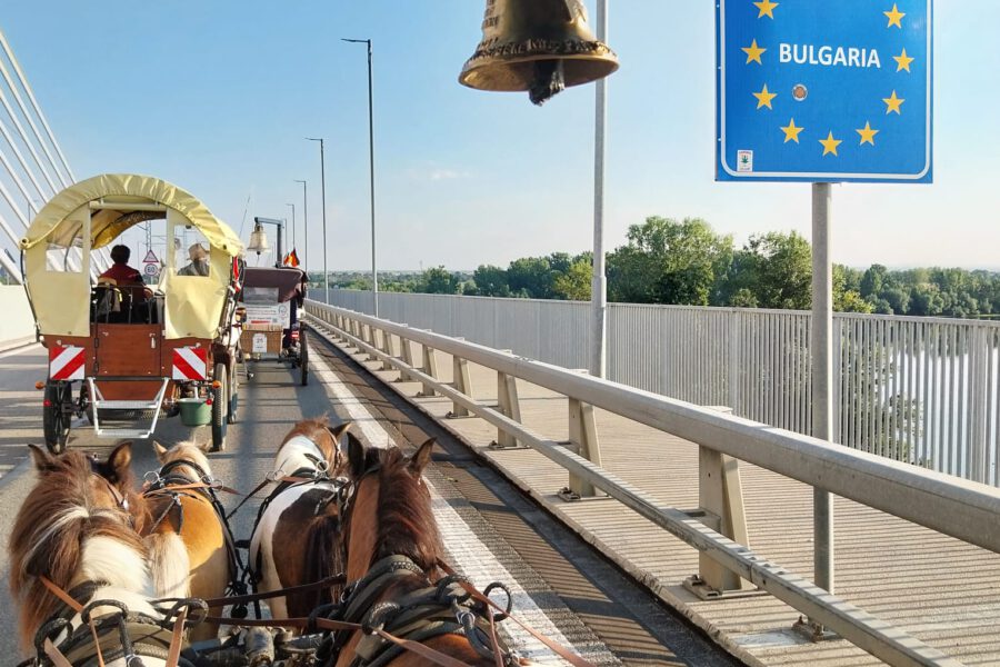 Pressemitteilung: Friedensglocken-Pferdetreck erreicht Bulgarien: Ein Weg für Frieden und der  Verständigung